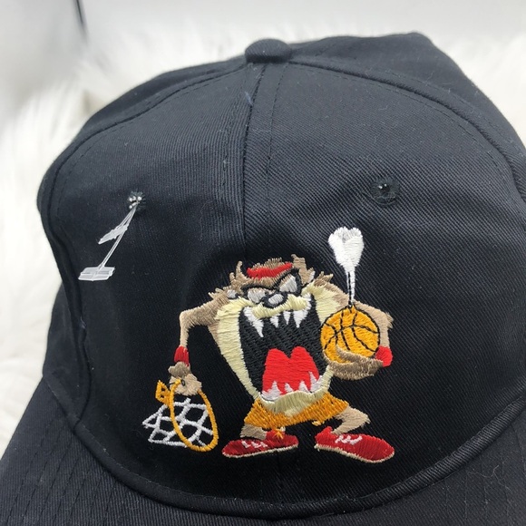 Vintage KEDS Looney Tunes Taz Basketball Hat 1993 SnapBack Black - Picture 1 of 7
